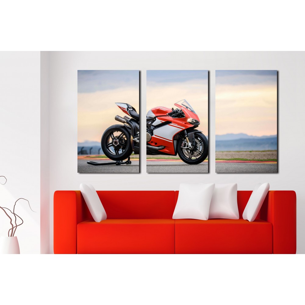 Декоративно пано -  Мотор Ducati